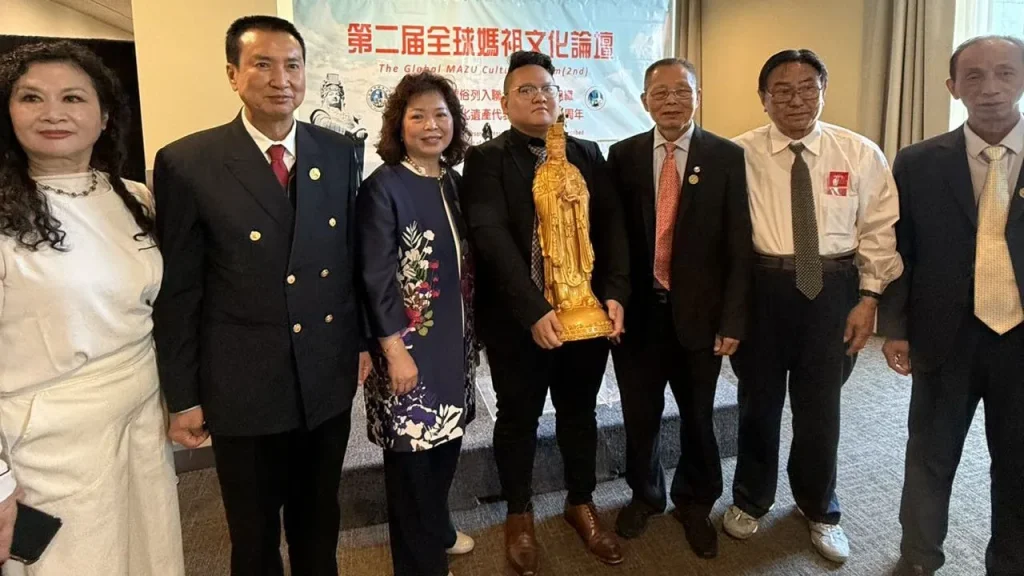 Group photo with Mazu statue at the 2nd Global Mazu Culture Forum at the UN