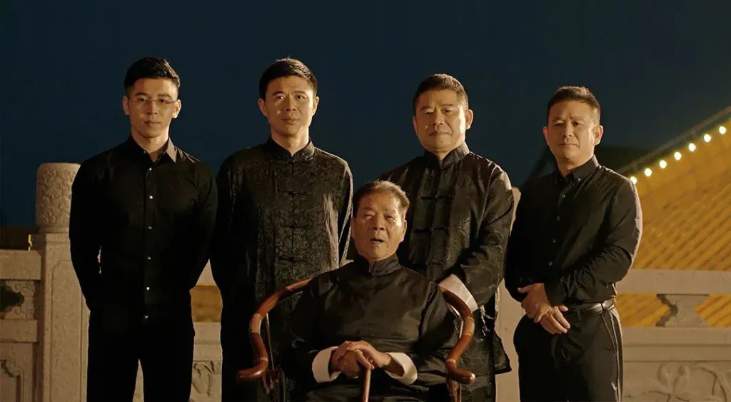 Sanfu Furniture: Huang Fuhua and his brothers Huang Fuzhong and Huang Fuzhen