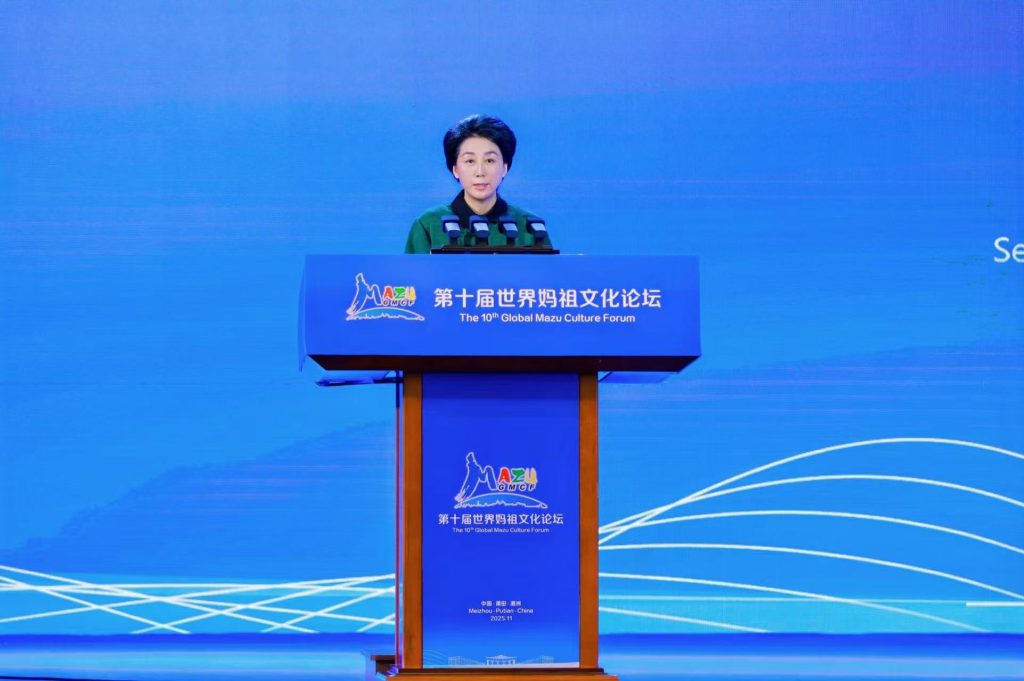 Song Li, Secretary of the Secretariat and member of the Party Group of the All-China Women's Federation