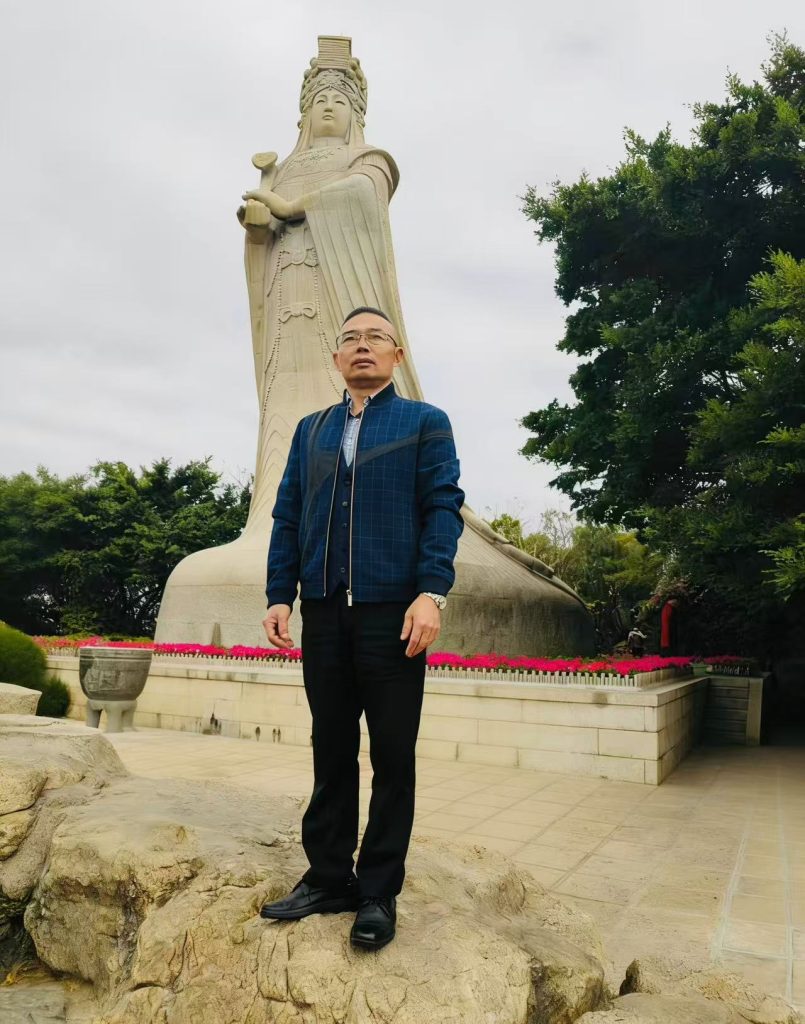 Zheng Ruiming on Meizhou Island in Putian